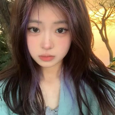 攀岩女孩儿